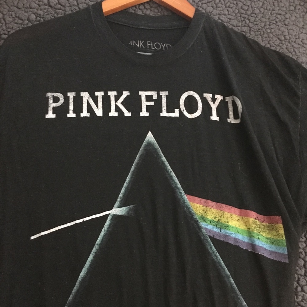 Men’s Pink Floyd T